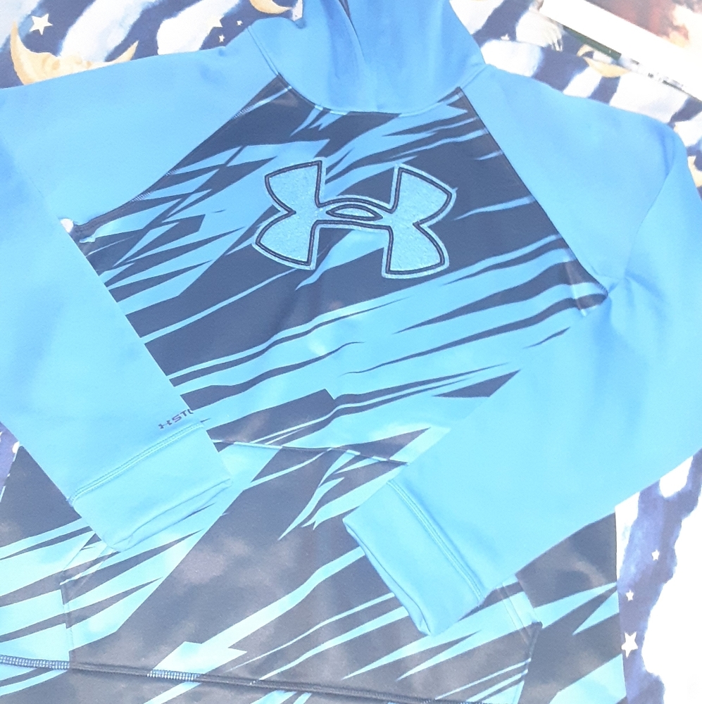 Boys XL Under Armour Storm Hoodie